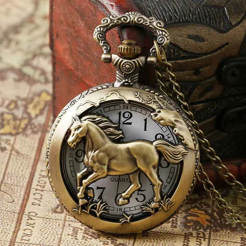 Retro Bronze Hollow Horse Design Quartz Pocket Watch Vintage Necklace Gifts Fashion New Men Women Exquisite Watches Relogios