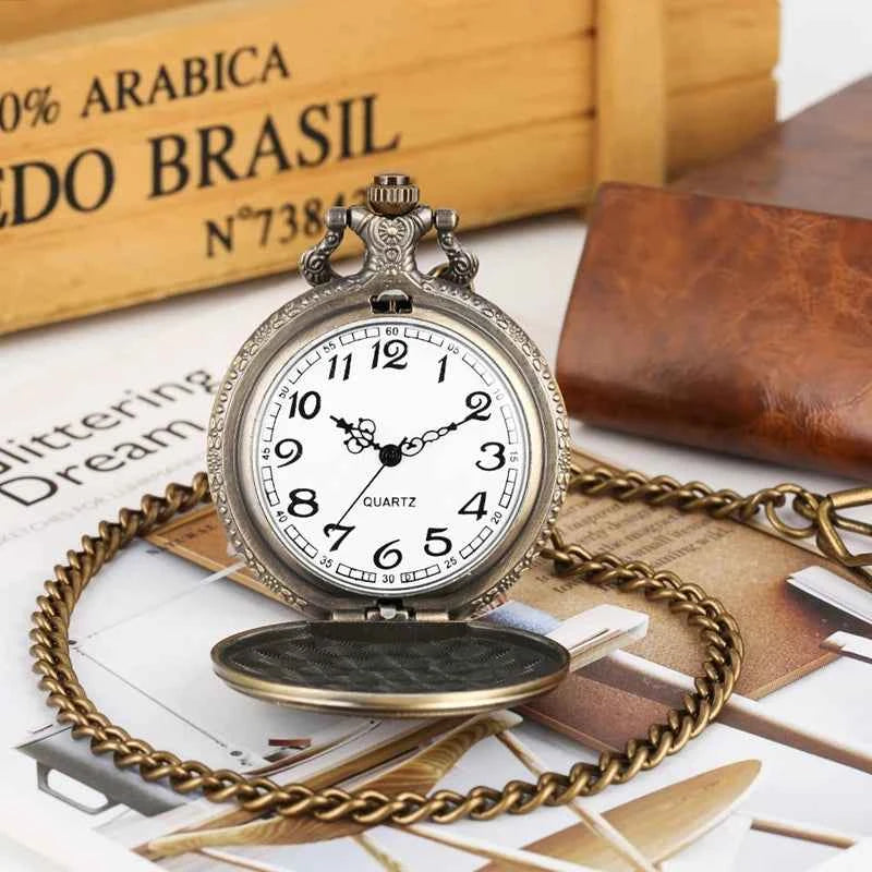 Retro Bronze Statue of Liberty Coin Pattern Collectible Quartz Pocket Watch Gift for Male Women Chronograph Hombre Relojes